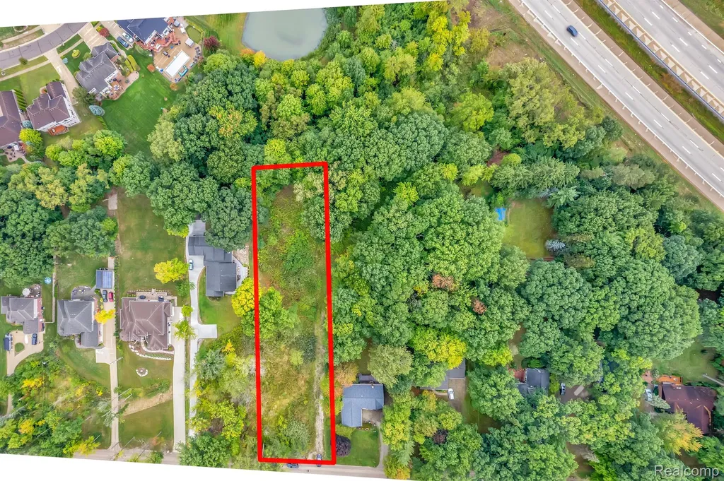3459 Hazelton Avenue Rochester Hills City MI 48316