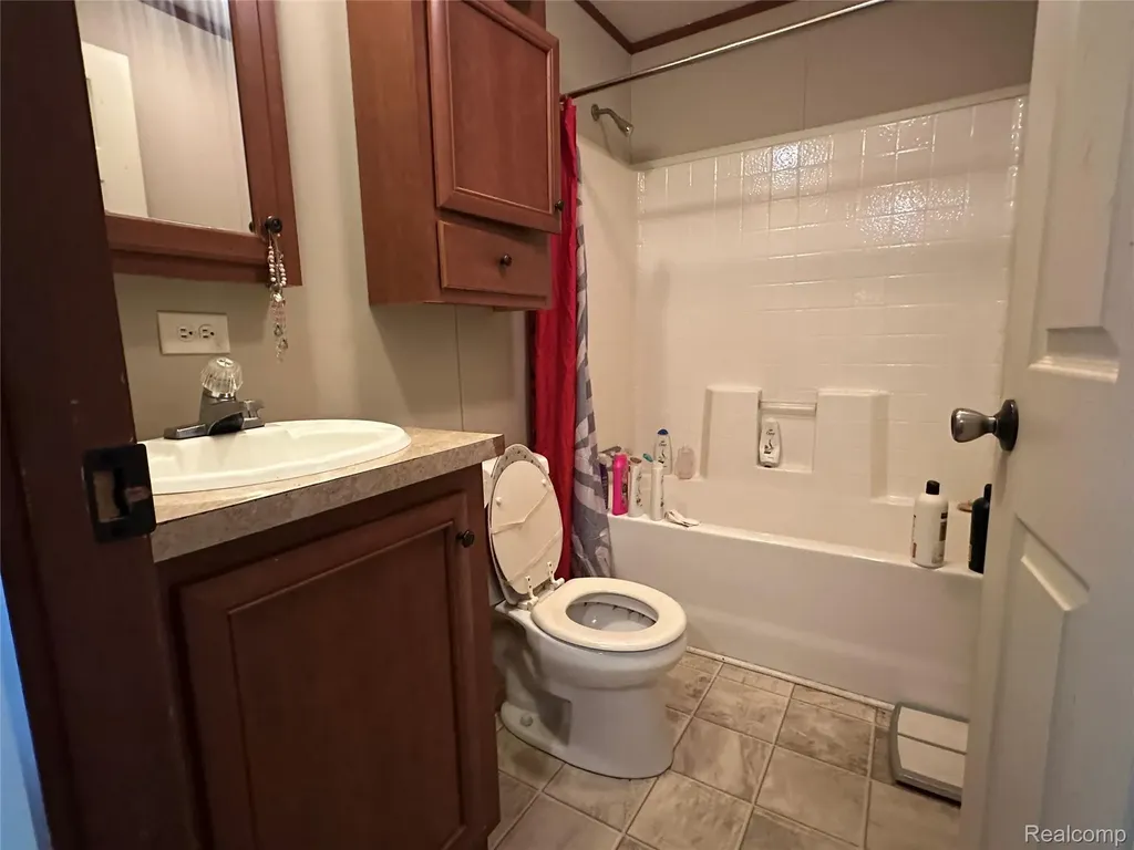 37789 Joplin Drive Clinton Charter Township MI 48036