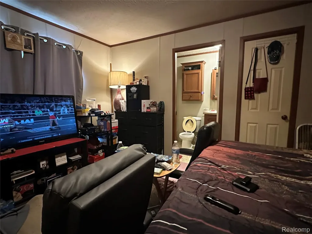 37789 Joplin Drive Clinton Charter Township MI 48036