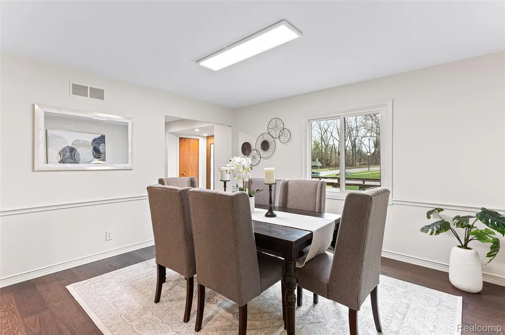 3755 Tremont Lane Ann Arbor City MI 48105