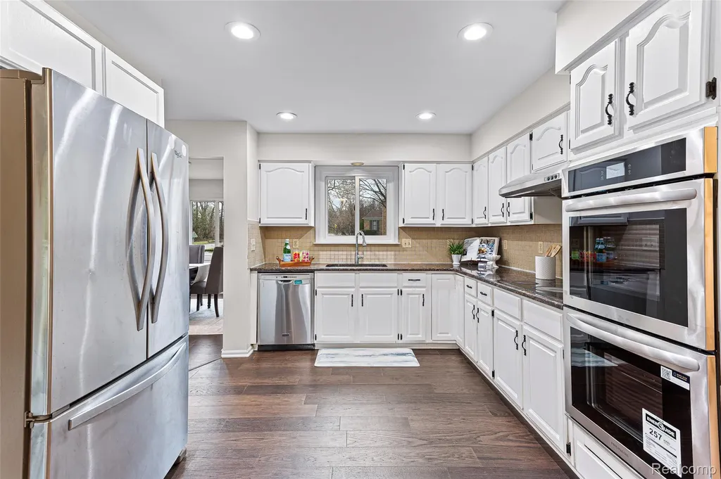 3755 Tremont Lane Ann Arbor City MI 48105