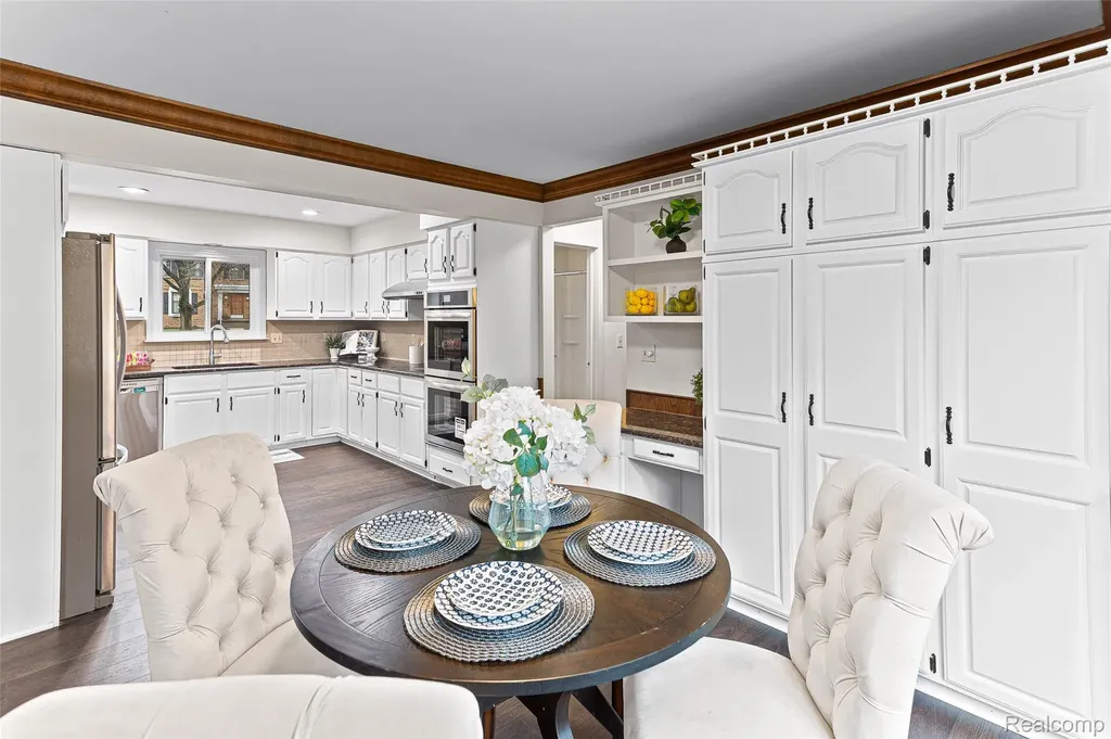 3755 Tremont Lane Ann Arbor City MI 48105