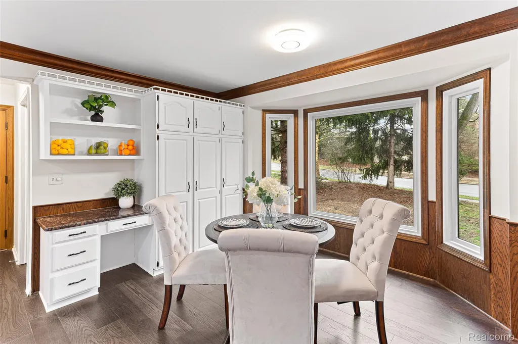 3755 Tremont Lane Ann Arbor City MI 48105