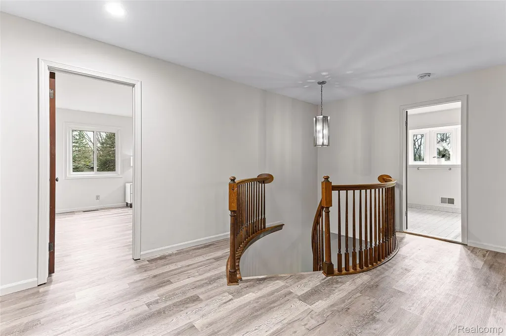 3755 Tremont Lane Ann Arbor City MI 48105