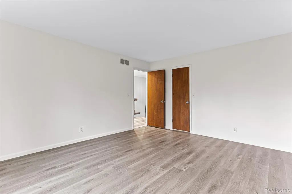 3755 Tremont Lane Ann Arbor City MI 48105