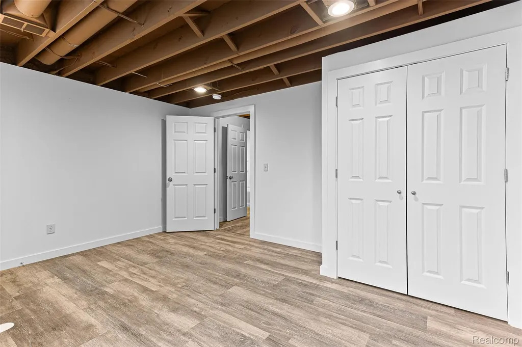 3755 Tremont Lane Ann Arbor City MI 48105