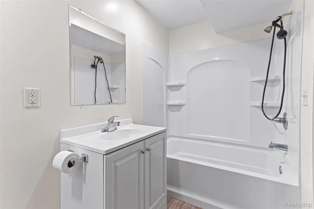 3755 Tremont Lane Ann Arbor City MI 48105