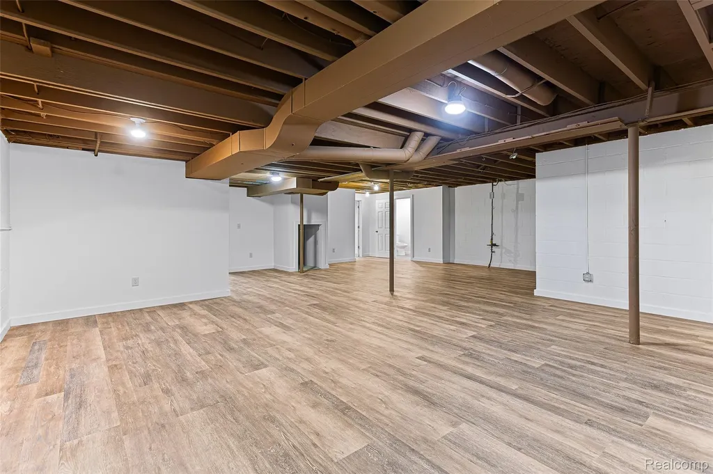 3755 Tremont Lane Ann Arbor City MI 48105
