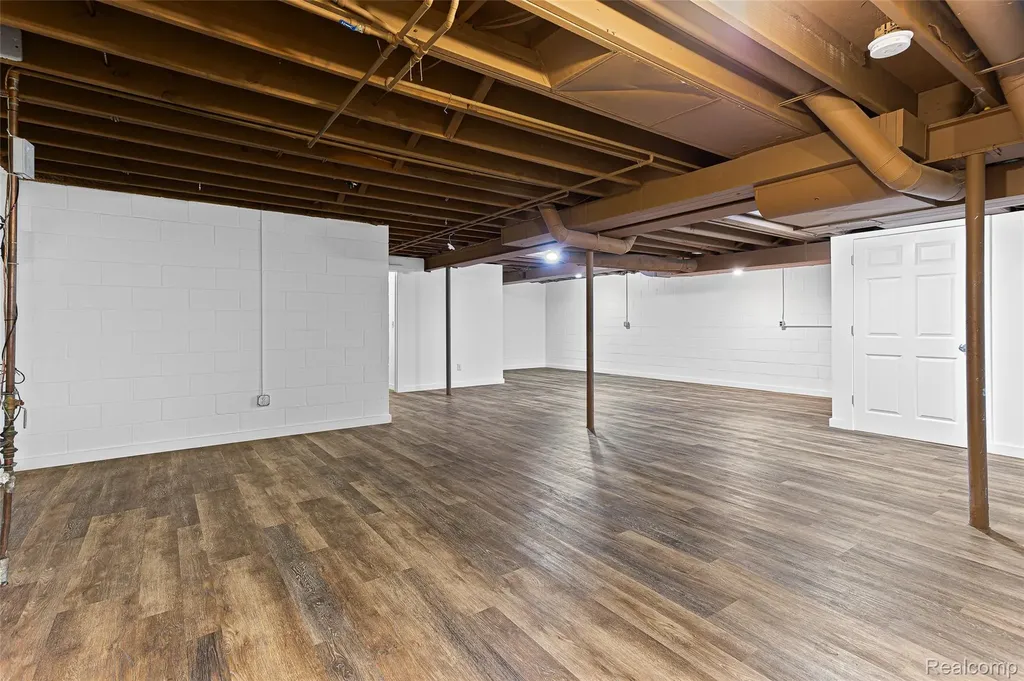 3755 Tremont Lane Ann Arbor City MI 48105