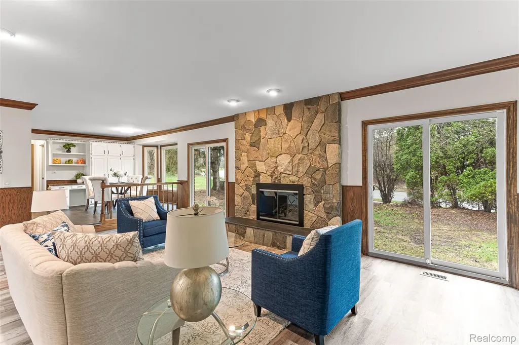 3755 Tremont Lane Ann Arbor City MI 48105