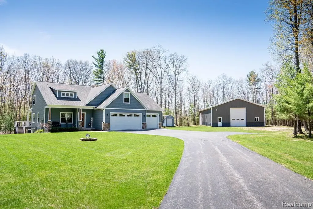 101 Highview Road East Bay Township MI 49696