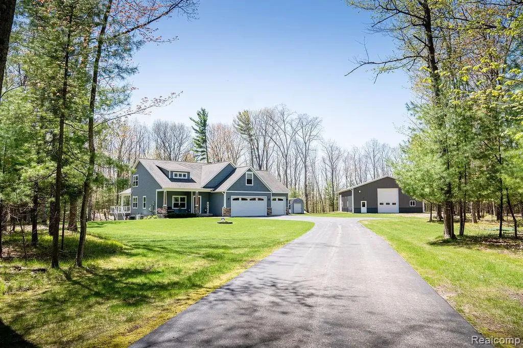 101 Highview Road East Bay Township MI 49696