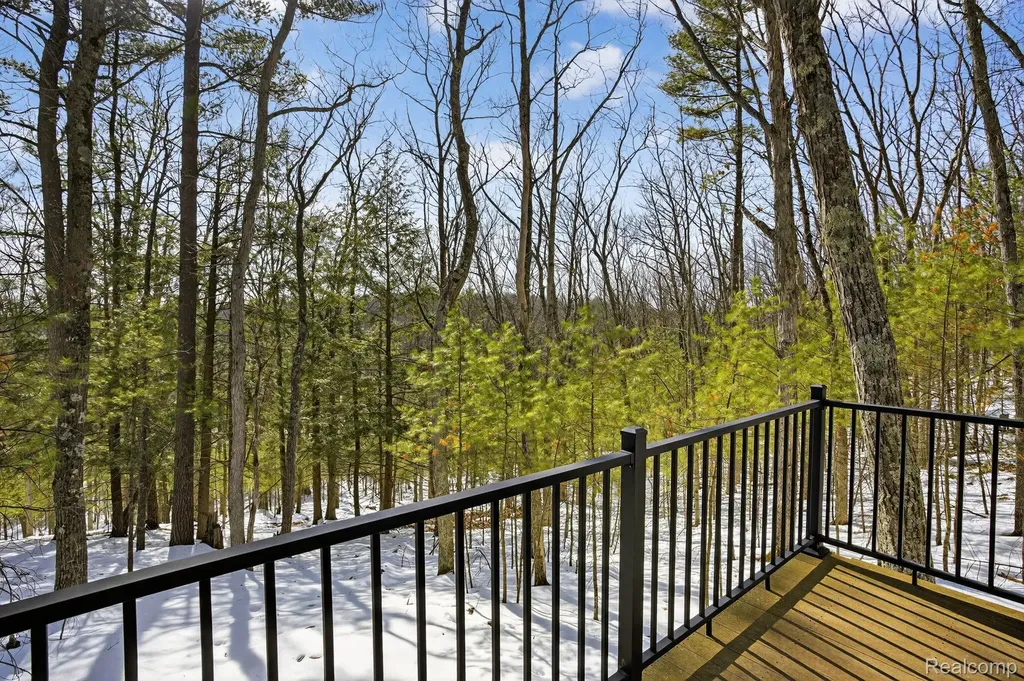 101 Highview Road East Bay Township MI 49696