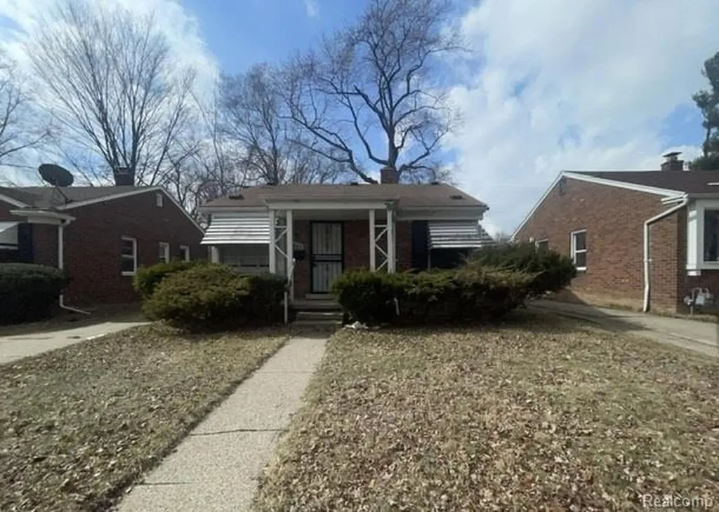 20043 Goulburn Avenue Detroit City MI 48205