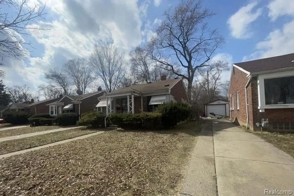 20043 Goulburn Avenue Detroit City MI 48205