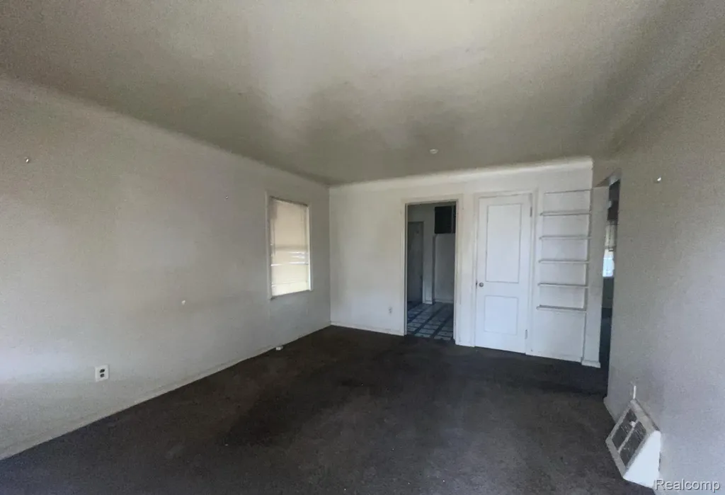 20043 Goulburn Avenue Detroit City MI 48205