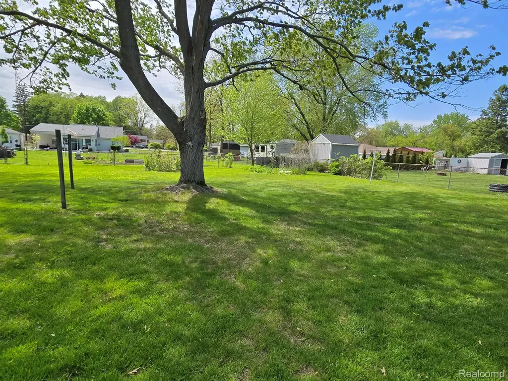 11421 Wing Drive Vienna Charter Township MI 48420