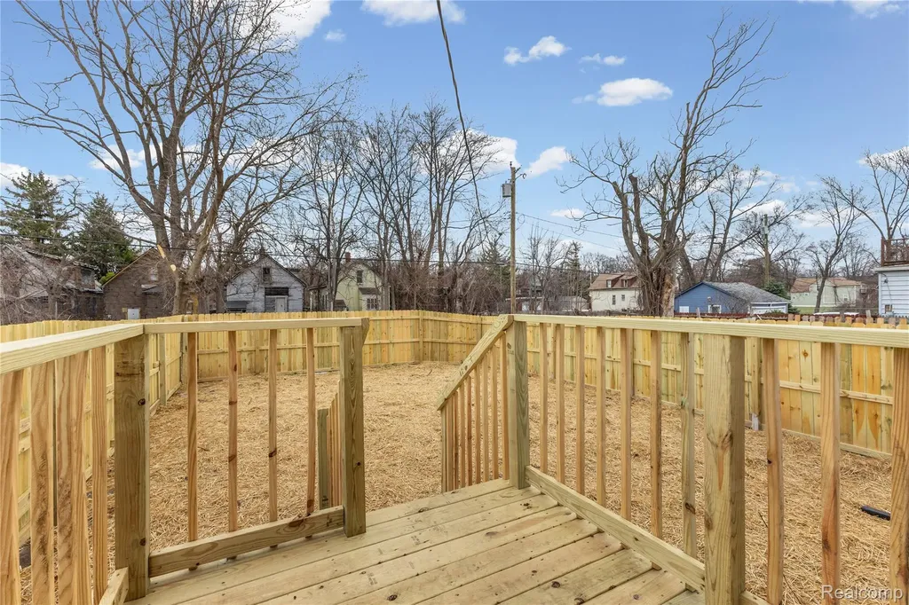 2554 Parker Street Detroit City MI 48214