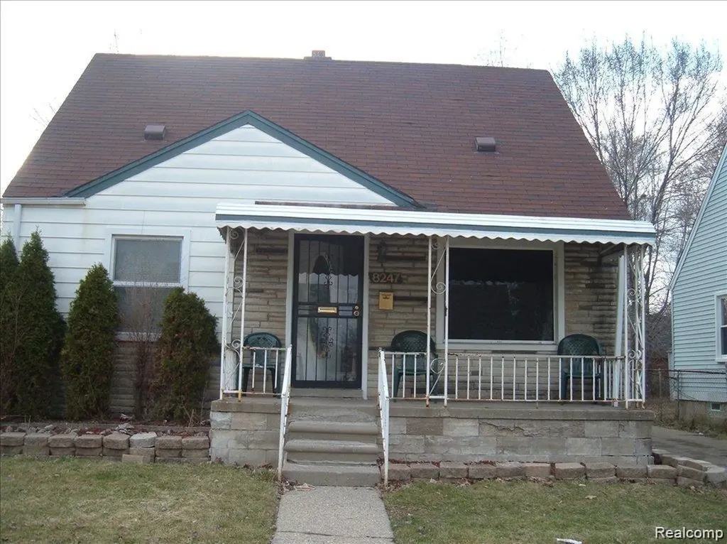 8247 Heyden Street Detroit City MI 48228