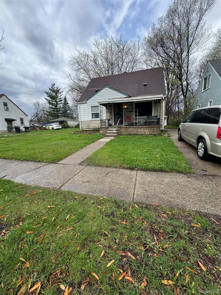 8247 Heyden Street Detroit City MI 48228