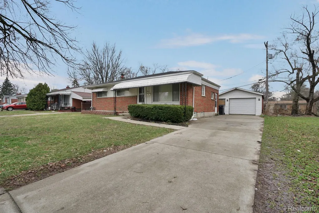 5616 Griggs Drive Flint City MI 48504