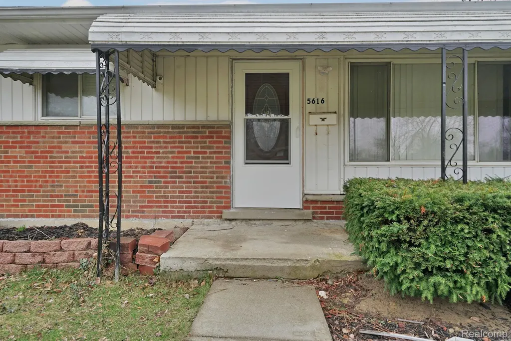 5616 Griggs Drive Flint City MI 48504