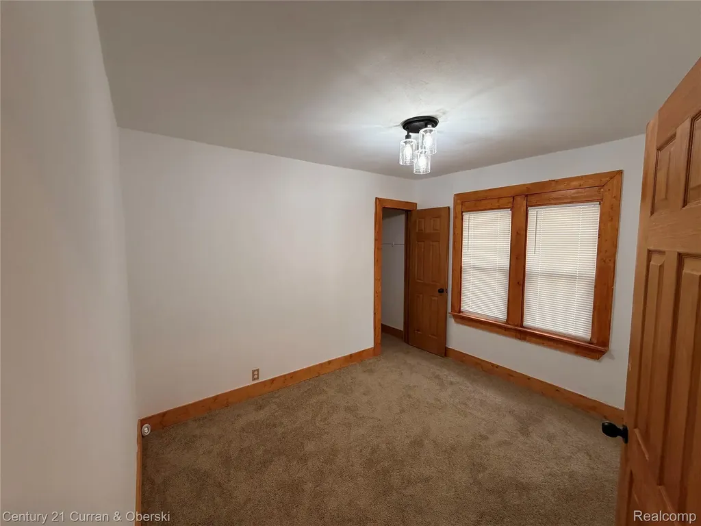 10008 Manor Street Detroit City MI 48204