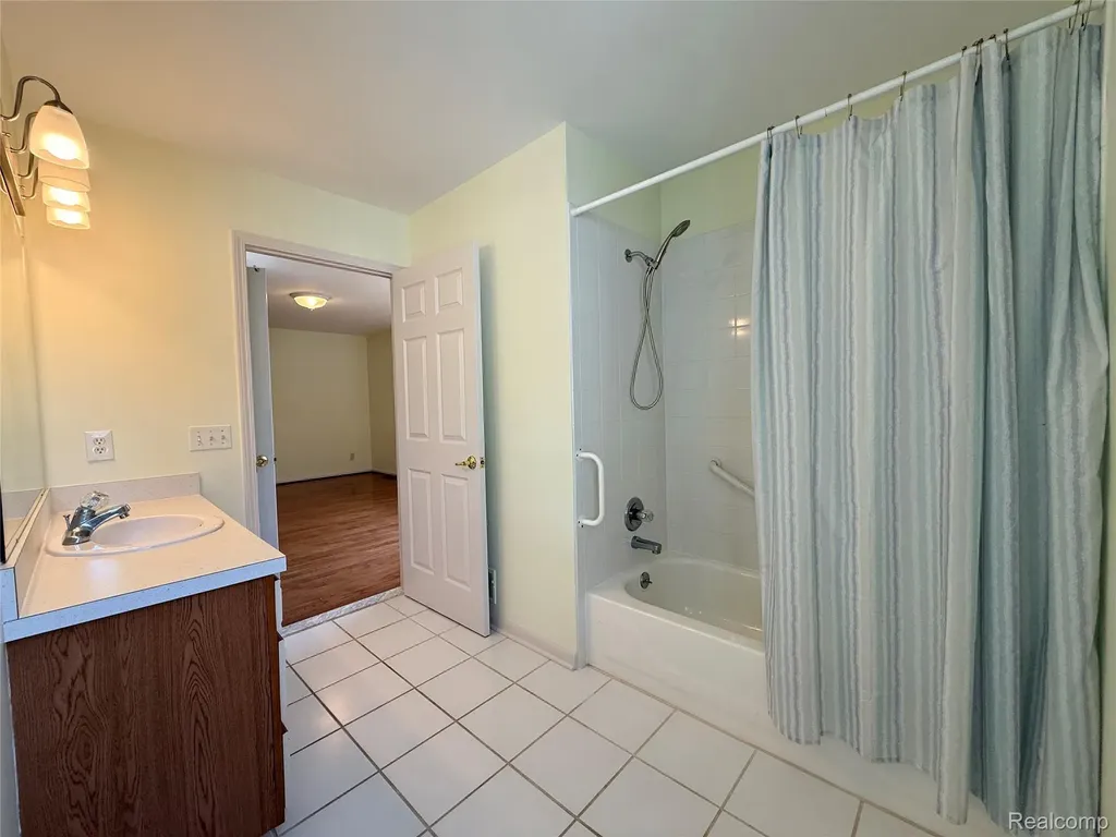 7192 Hawthorne Circle Atlas Township MI 48438