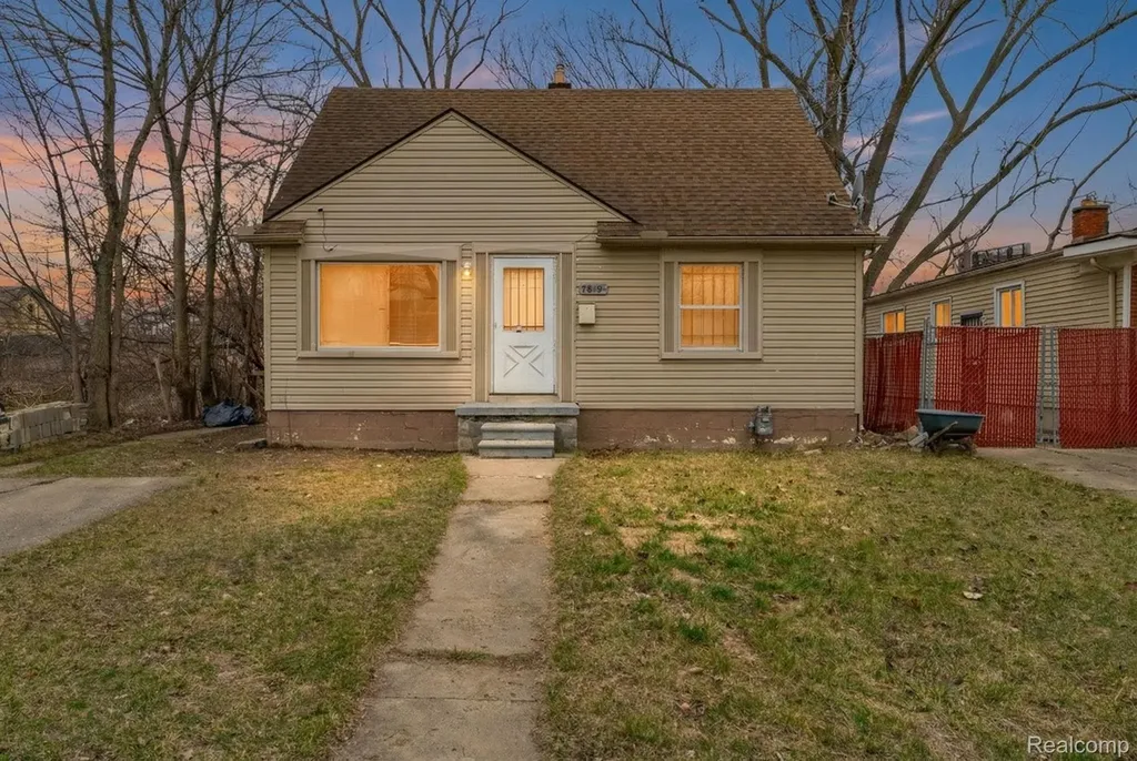 7819 Longacre Street Detroit City MI 48228