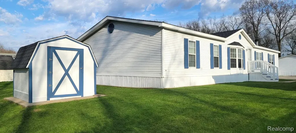 443 Pond View Drive Morrice Village MI 48857