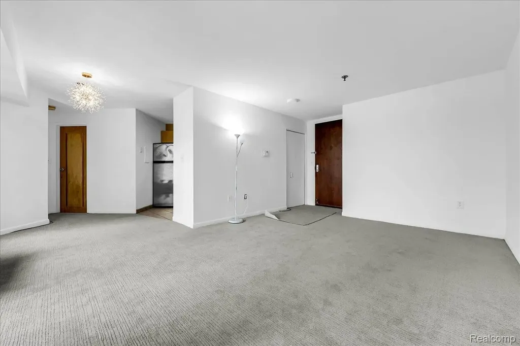 1001 W Jefferson Avenue Detroit City MI 48226