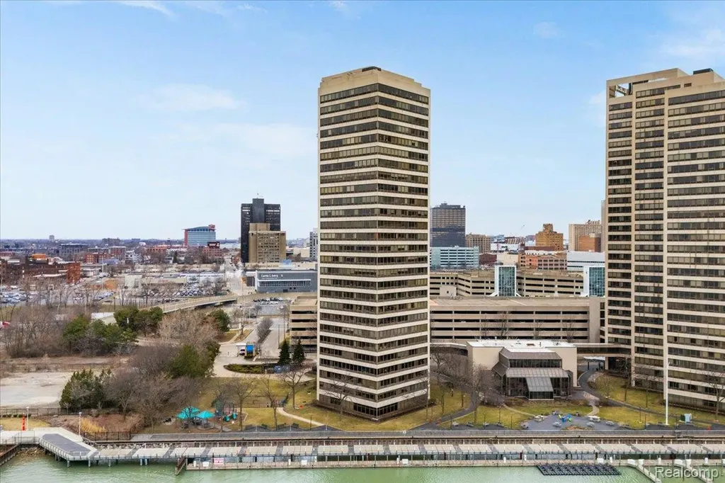 1001 W Jefferson Avenue Detroit City MI 48226