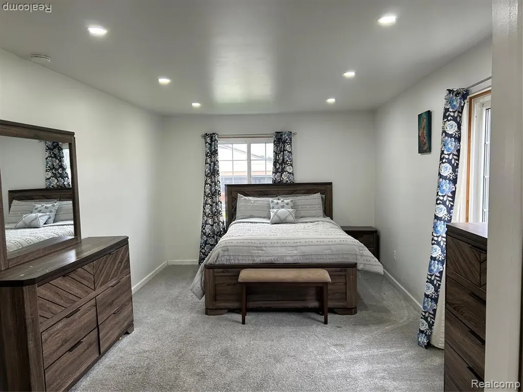 34751 S Kimberly Drive Sterling Heights City MI 48312