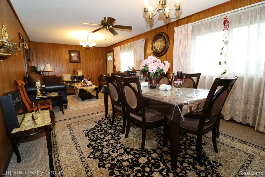 25046 Stanford Street Dearborn Heights City MI 48125