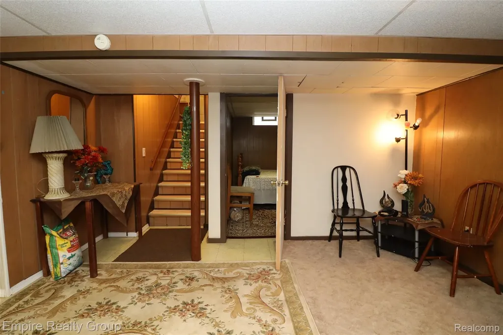25046 Stanford Street Dearborn Heights City MI 48125