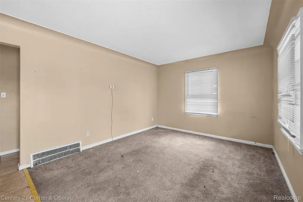 8468 Minock Street Detroit City MI 48228