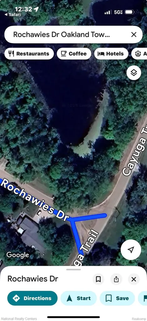1028 Rochawies Drive Oakland Charter Township MI 48363