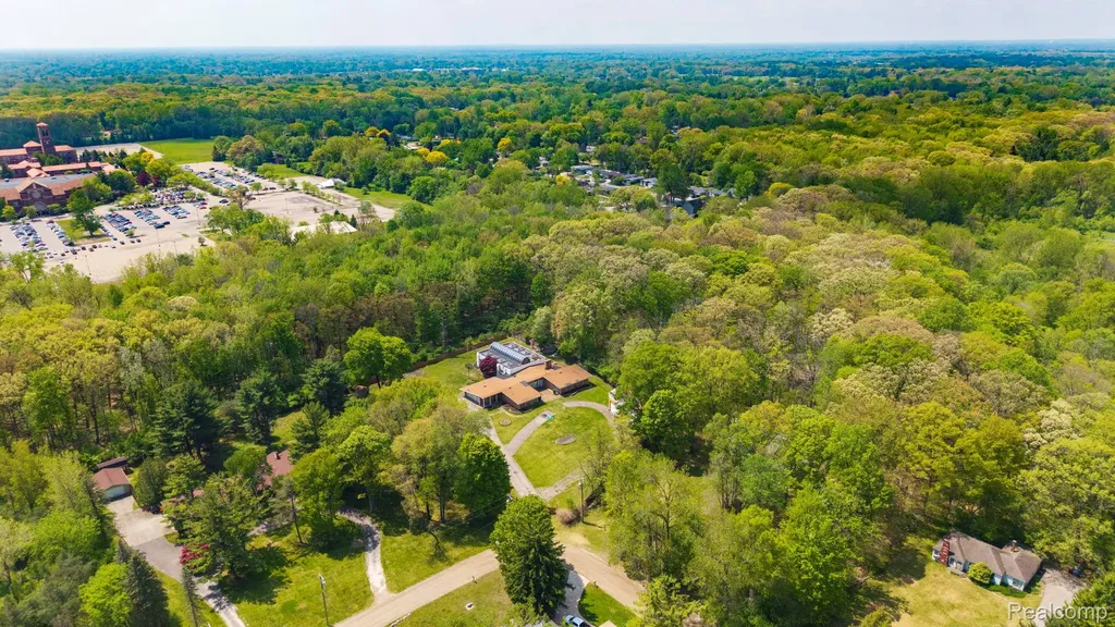 20551 Norwood Drive S Southfield City MI 48075