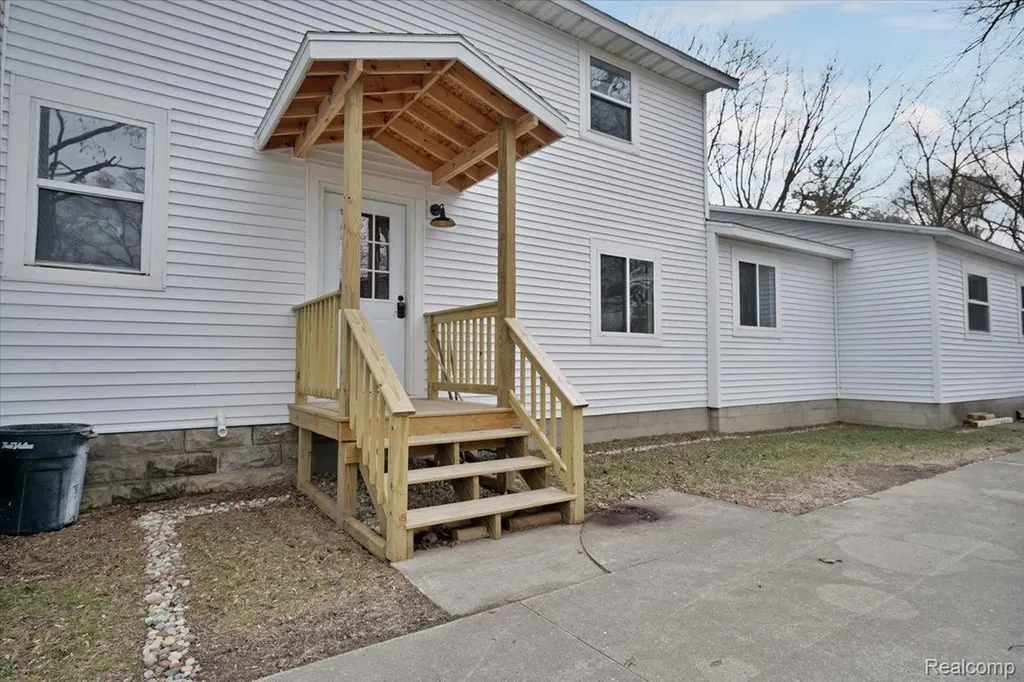 6721 Pine Street Caseville City MI 48725