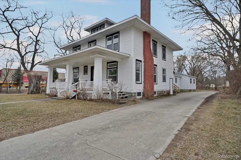 6721 Pine Street Caseville City MI 48725