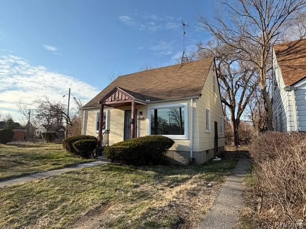 16828 W Chicago Street Detroit City MI 48228