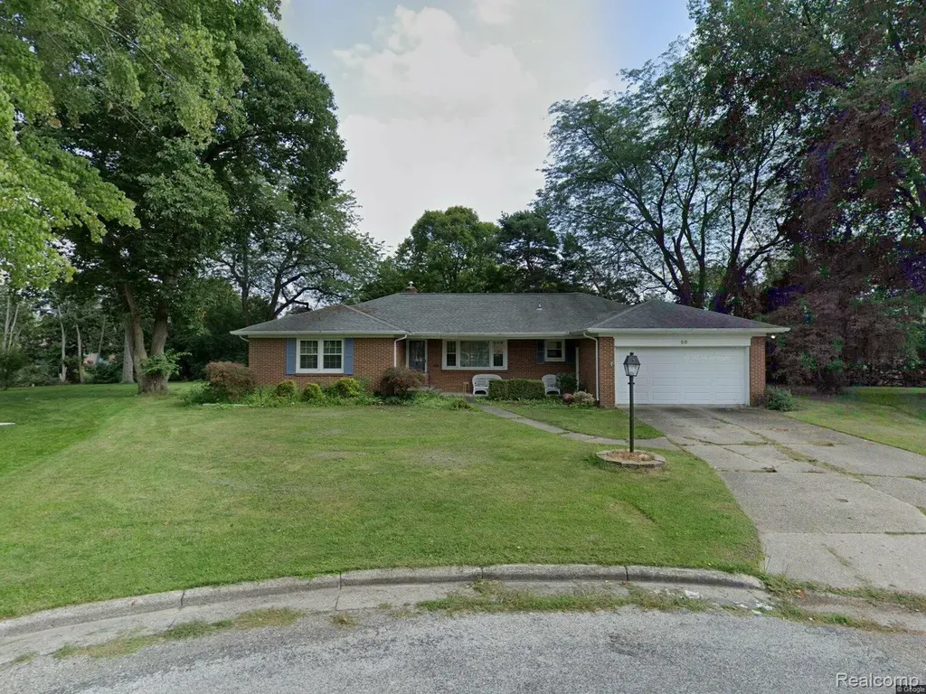 50 Shadyside Court Saginaw Charter Township MI 48638