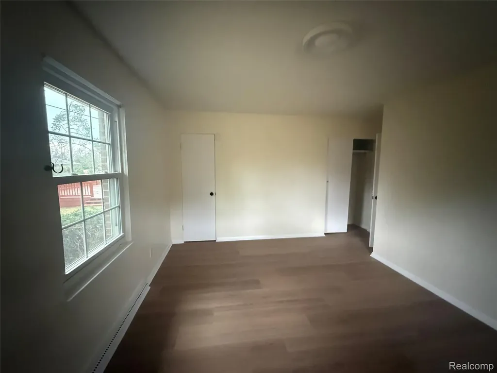 50 Shadyside Court Saginaw Charter Township MI 48638