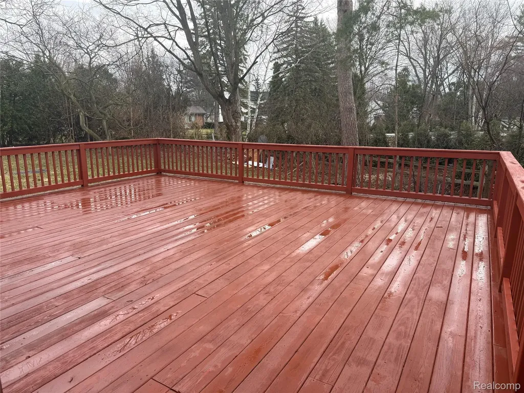50 Shadyside Court Saginaw Charter Township MI 48638