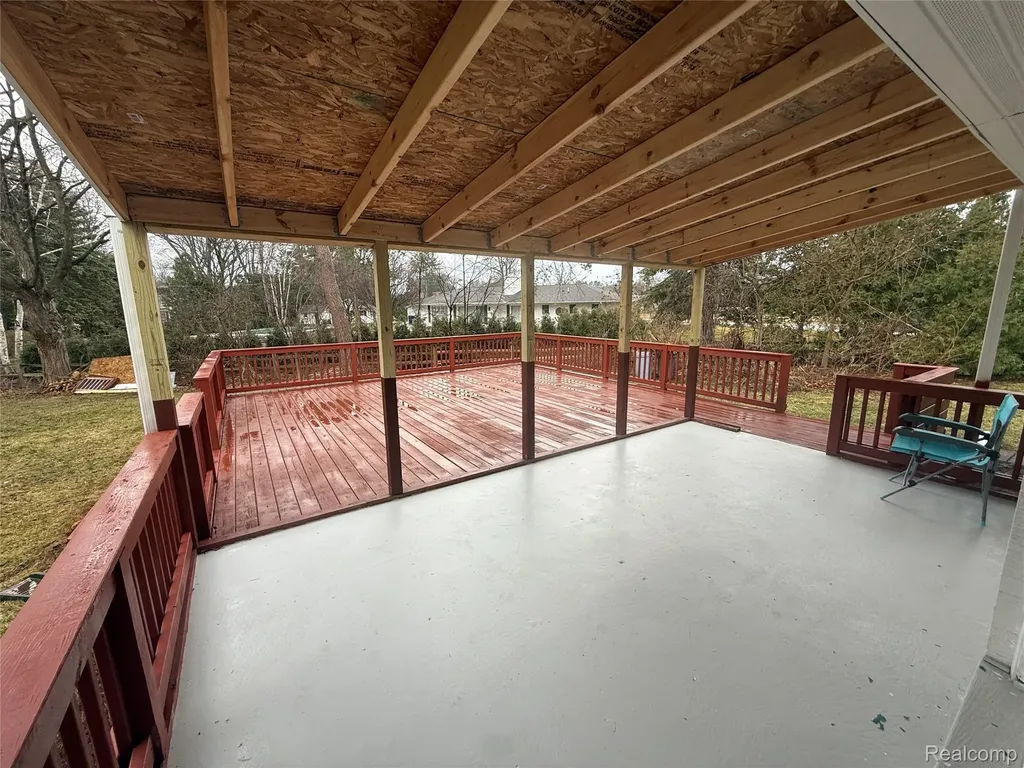 50 Shadyside Court Saginaw Charter Township MI 48638