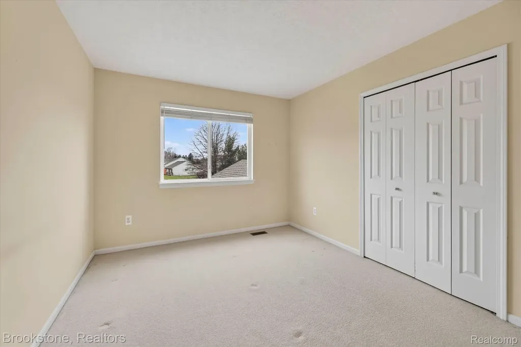 986 Spirea Marion Township MI 48843