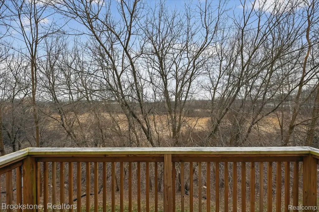 986 Spirea Marion Township MI 48843