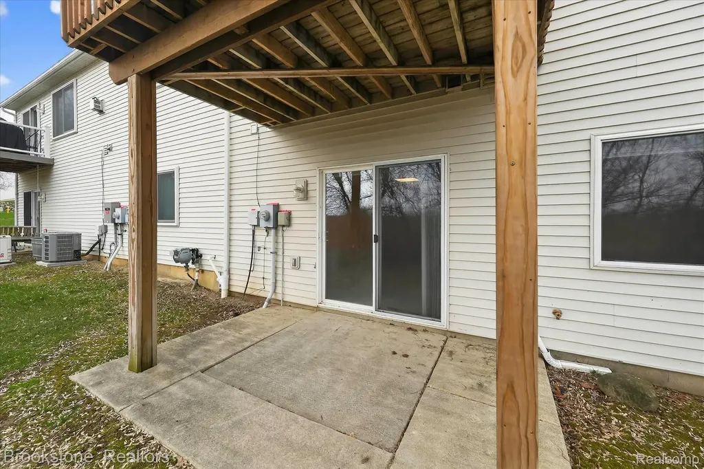 986 Spirea Marion Township MI 48843