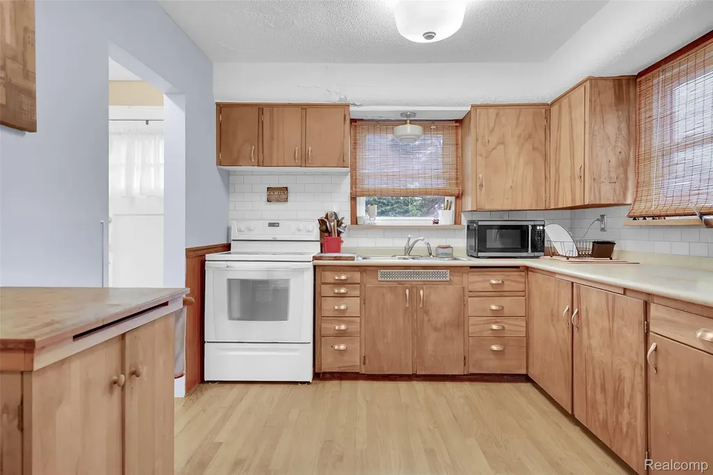 7972 3rd Street Delaware Township MI 48434