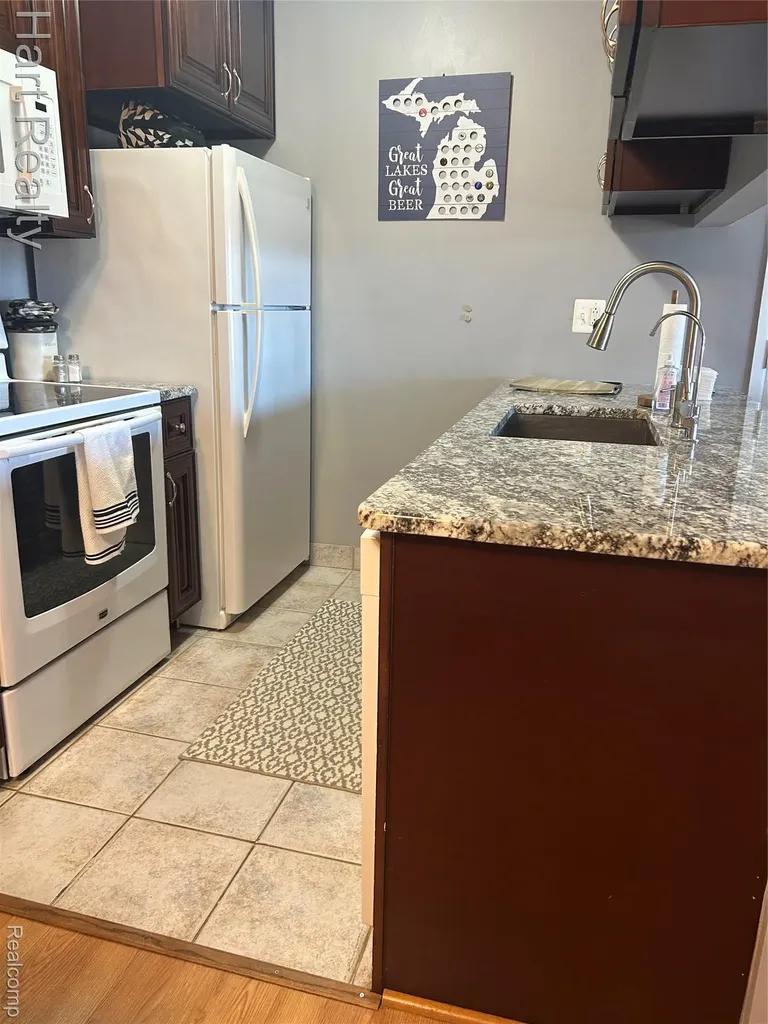 34820 Valleyview Drive Sterling Heights City MI 48312